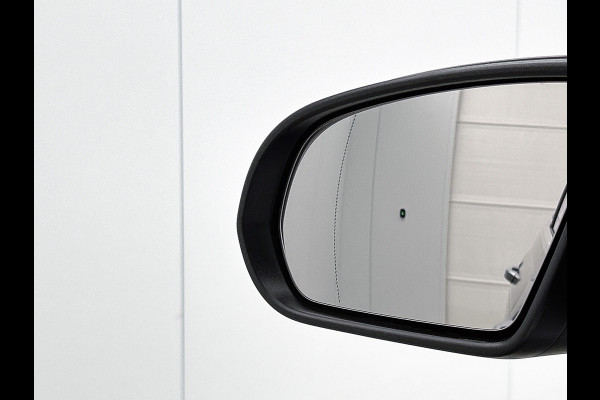 Mercedes-Benz B-Klasse 180 Star Edition Luxury Line | Achteruitrijcamera | Sfeerverlichting | Stoelverwarming |Trekhaak | Keyless Entry | Inclusief 24 maanden MB Certified garantie voor Europa.
