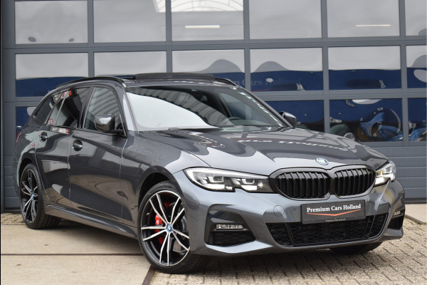 BMW 3 Serie Touring 330e xDrive M-Sport 292 Pk Pano Navi Live Shadow Line Vol Leder 19 Inch