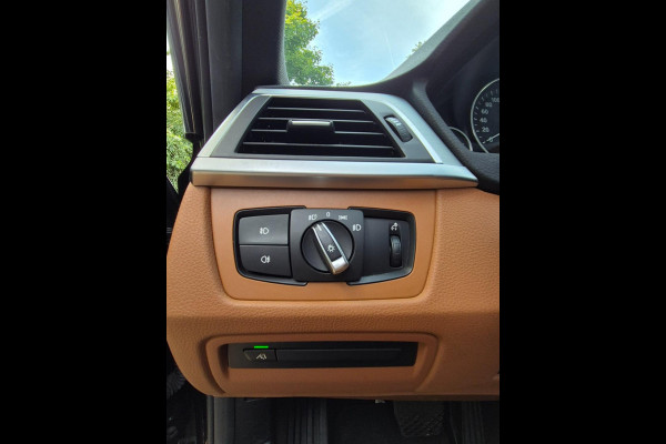 BMW 3-serie F30 Apple CarPlay Sport Interieur NBT Evo GR Navi LCI High Executive PDC Dodehoek waarschwing
