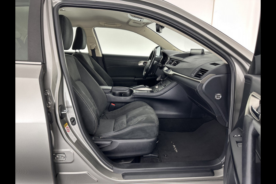 Lexus CT 200h Edition 30 Aut. *FULL-LED | NAVI-FULLMAP | COMFORT-SEATS | CAMERA | KEYLESS | ECC | PDC | CRUISE | 16''ALU | TOWBAR*