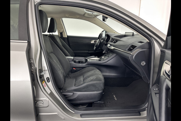 Lexus CT 200h Edition 30 Aut. *FULL-LED | NAVI-FULLMAP | COMFORT-SEATS | CAMERA | KEYLESS | ECC | PDC | CRUISE | 16''ALU | TOWBAR*
