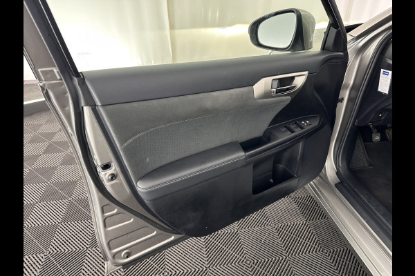 Lexus CT 200h Edition 30 Aut. *FULL-LED | NAVI-FULLMAP | COMFORT-SEATS | CAMERA | KEYLESS | ECC | PDC | CRUISE | 16''ALU | TOWBAR*