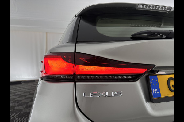 Lexus CT 200h Edition 30 Aut. *FULL-LED | NAVI-FULLMAP | COMFORT-SEATS | CAMERA | KEYLESS | ECC | PDC | CRUISE | 16''ALU | TOWBAR*