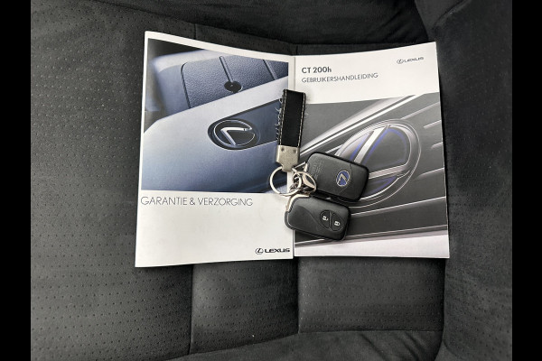 Lexus CT 200h Edition 30 Aut. *FULL-LED | NAVI-FULLMAP | COMFORT-SEATS | CAMERA | KEYLESS | ECC | PDC | CRUISE | 16''ALU | TOWBAR*