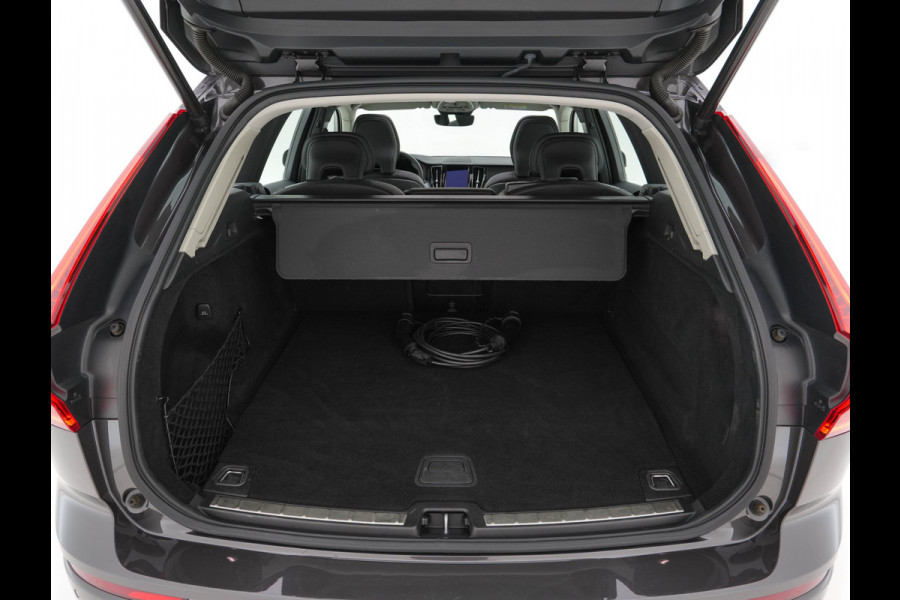 Volvo XC60 2.0 T6 Plug-in Hybrid AWD Inscription Expression (INCL-BTW)  AUT. *PANO | LUXURY-LEATHER | FULL-LED | HEATED-SPORTSEATS | NAVI-FULLMAP | CAMERA | PDC | ADAPT.CRUISE | CARPLAY | DIGI-COCKPIT | BLIS | SIPS | KEYLESS | 18"ALU*