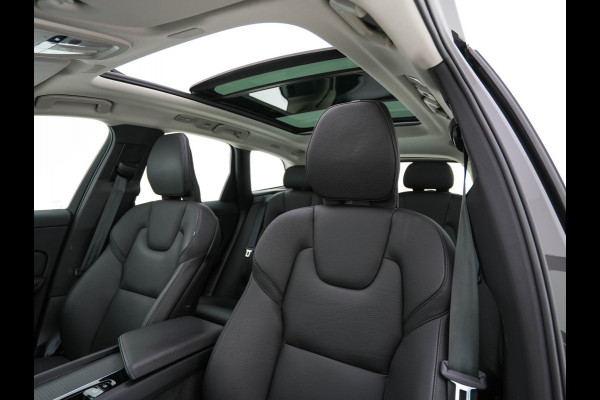 Volvo XC60 2.0 T6 Plug-in Hybrid AWD Inscription Expression (INCL-BTW)  AUT. *PANO | LUXURY-LEATHER | FULL-LED | HEATED-SPORTSEATS | NAVI-FULLMAP | CAMERA | PDC | ADAPT.CRUISE | CARPLAY | DIGI-COCKPIT | BLIS | SIPS | KEYLESS | 18"ALU*