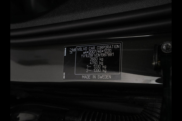Volvo XC60 2.0 T6 Plug-in Hybrid AWD Inscription Expression (INCL-BTW)  AUT. *PANO | LUXURY-LEATHER | FULL-LED | HEATED-SPORTSEATS | NAVI-FULLMAP | CAMERA | PDC | ADAPT.CRUISE | CARPLAY | DIGI-COCKPIT | BLIS | SIPS | KEYLESS | 18"ALU*