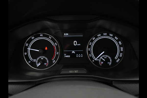 Škoda SCALA 1.0 TSI 115pk Ambition Navi via App Lane assist Cruise Front Assist 284
