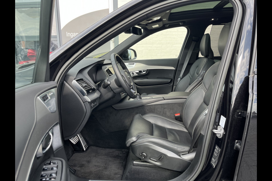 Volvo XC90 2.0 T8 Recharge AWD Plus Dark | Luchtvering | Panorama dak | Stoelverkoeling | Bowers&Wilkins | Zwenkbare trekhaak |