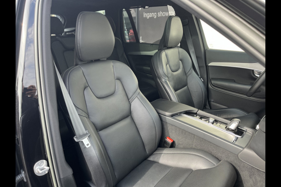 Volvo XC90 2.0 T8 Recharge AWD Plus Dark | Luchtvering | Panorama dak | Stoelverkoeling | Bowers&Wilkins | Zwenkbare trekhaak |