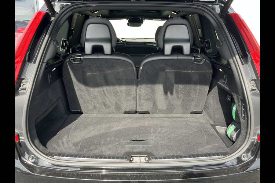 Volvo XC90 2.0 T8 Recharge AWD Plus Dark | Luchtvering | Panorama dak | Stoelverkoeling | Bowers&Wilkins | Zwenkbare trekhaak |