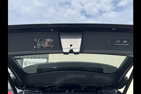 Volvo XC90 2.0 T8 Recharge AWD Plus Dark | Luchtvering | Panorama dak | Stoelverkoeling | Bowers&Wilkins | Zwenkbare trekhaak |