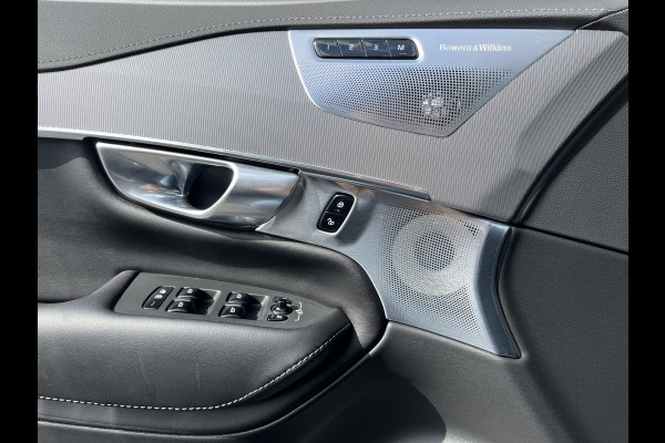 Volvo XC90 2.0 T8 Recharge AWD Plus Dark | Luchtvering | Panorama dak | Stoelverkoeling | Bowers&Wilkins | Zwenkbare trekhaak |