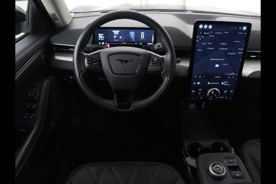 Ford Mustang Mach-E RWD 75 kWh | Leder | Stoelverwarming | 360 Camera | Adaptive cruise | B&O Sound | Stuurverwarming | Carplay | Navigatie