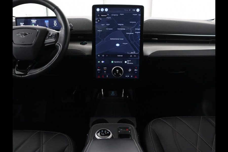 Ford Mustang Mach-E RWD 75 kWh | Leder | Stoelverwarming | 360 Camera | Adaptive cruise | B&O Sound | Stuurverwarming | Carplay | Navigatie
