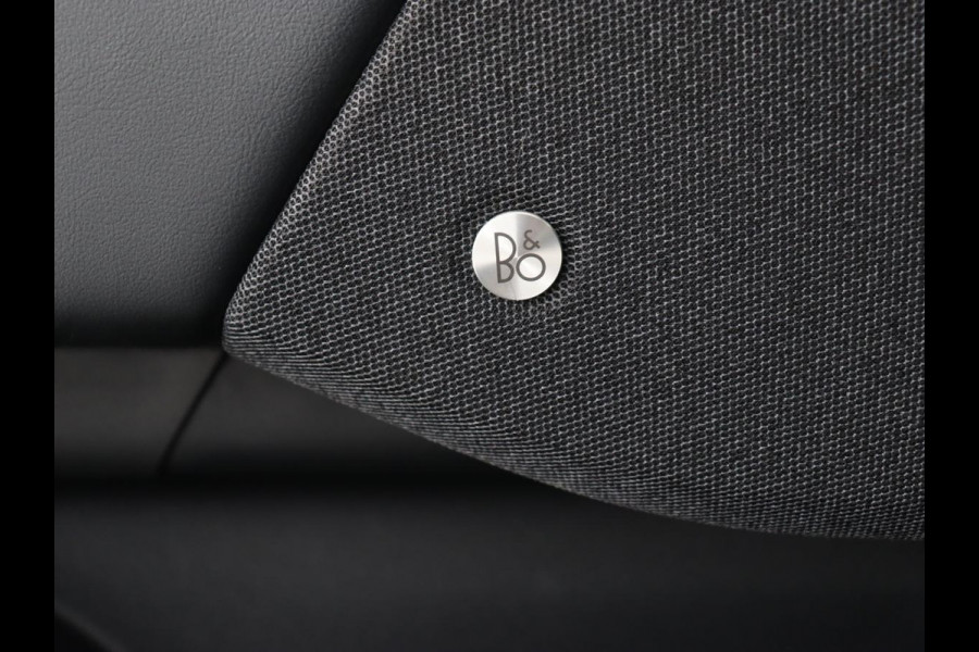 Ford Mustang Mach-E RWD 75 kWh | Leder | Stoelverwarming | 360 Camera | Adaptive cruise | B&O Sound | Stuurverwarming | Carplay | Navigatie