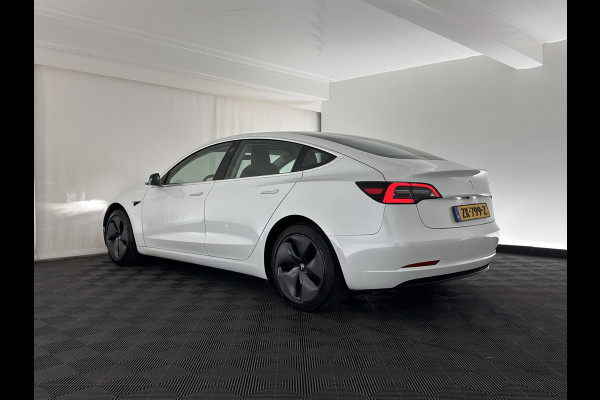 Tesla Model 3 Standard RWD Plus 60 kWh [ 3-Fase ] (INCL-BTW) Aut. *PANO | AUTO-PILOT | LUXURY-LEATHER | KEYLESS | FULL-LED | MEMORY-PACK | SURROUND-VIEW | DAB | CARPLAY | DIGI-COCKPIT | LANE-ASSIST | COMFORT-SEATS | 18"ALU*