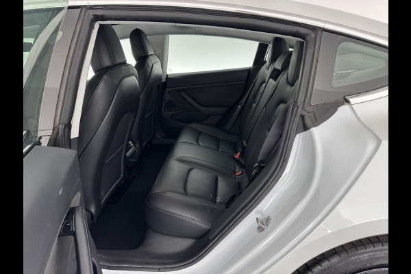 Tesla Model 3 Standard RWD Plus 60 kWh [ 3-Fase ] (INCL-BTW) Aut. *PANO | AUTO-PILOT | LUXURY-LEATHER | KEYLESS | FULL-LED | MEMORY-PACK | SURROUND-VIEW | DAB | CARPLAY | DIGI-COCKPIT | LANE-ASSIST | COMFORT-SEATS | 18"ALU*