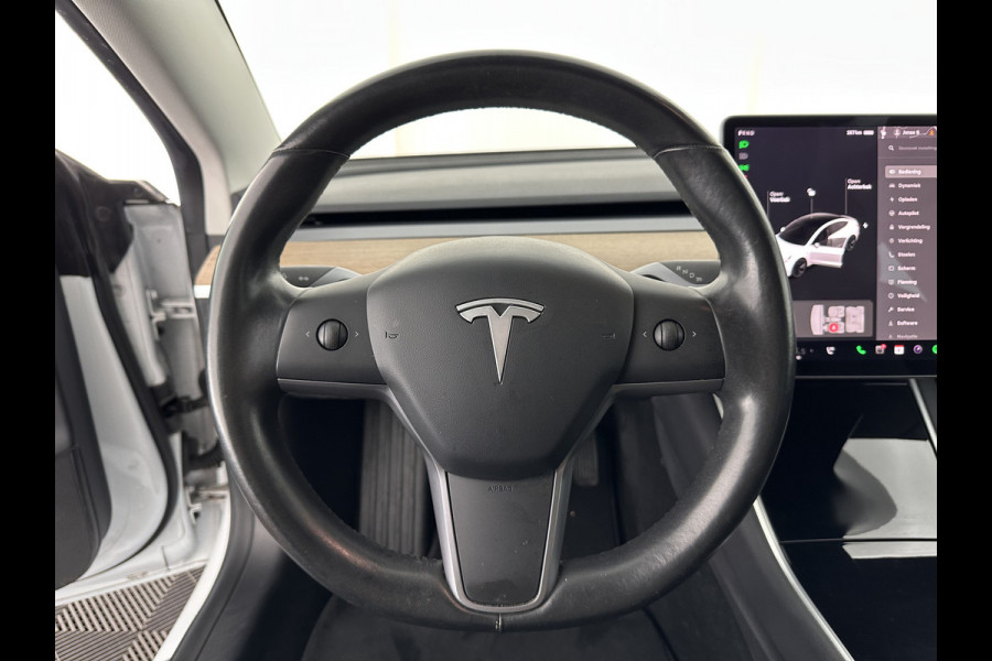 Tesla Model 3 Standard RWD Plus 60 kWh [ 3-Fase ] (INCL-BTW) Aut. *PANO | AUTO-PILOT | LUXURY-LEATHER | KEYLESS | FULL-LED | MEMORY-PACK | SURROUND-VIEW | DAB | CARPLAY | DIGI-COCKPIT | LANE-ASSIST | COMFORT-SEATS | 18"ALU*