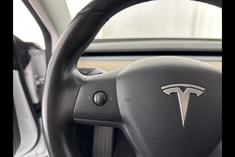 Tesla Model 3 Standard RWD Plus 60 kWh [ 3-Fase ] (INCL-BTW) Aut. *PANO | AUTO-PILOT | LUXURY-LEATHER | KEYLESS | FULL-LED | MEMORY-PACK | SURROUND-VIEW | DAB | CARPLAY | DIGI-COCKPIT | LANE-ASSIST | COMFORT-SEATS | 18"ALU*