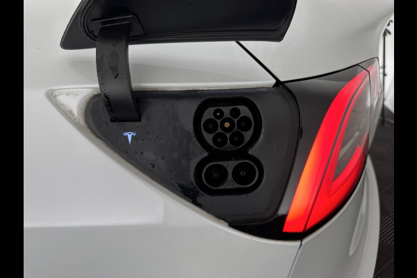 Tesla Model 3 Standard RWD Plus 60 kWh [ 3-Fase ] (INCL-BTW) Aut. *PANO | AUTO-PILOT | LUXURY-LEATHER | KEYLESS | FULL-LED | MEMORY-PACK | SURROUND-VIEW | DAB | CARPLAY | DIGI-COCKPIT | LANE-ASSIST | COMFORT-SEATS | 18"ALU*
