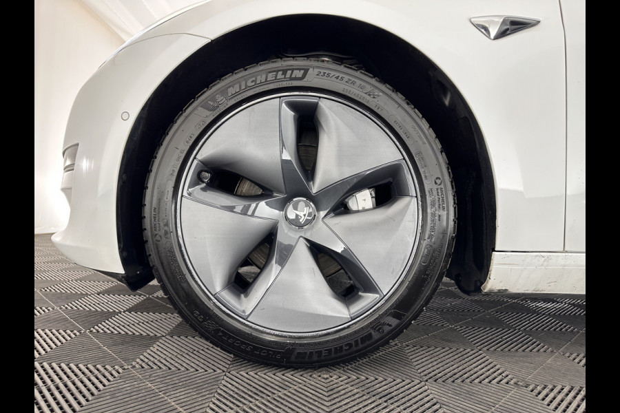 Tesla Model 3 Standard RWD Plus 60 kWh [ 3-Fase ] (INCL-BTW) Aut. *PANO | AUTO-PILOT | LUXURY-LEATHER | KEYLESS | FULL-LED | MEMORY-PACK | SURROUND-VIEW | DAB | CARPLAY | DIGI-COCKPIT | LANE-ASSIST | COMFORT-SEATS | 18"ALU*
