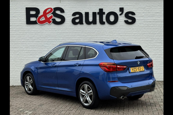 BMW X1 SDrive18i Dealeronderhouden Cruise control Climate control Navigatie M-pakket Parkeersensoren voor en achter