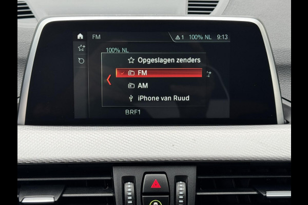 BMW X1 SDrive18i Dealeronderhouden Cruise control Climate control Navigatie M-pakket Parkeersensoren voor en achter