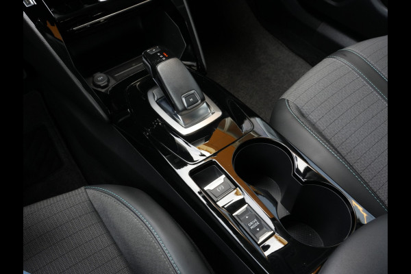 Peugeot 2008 1.2 PureTech 130 EAT8 Allure Pack | Navigatie | Climate Control | Camera