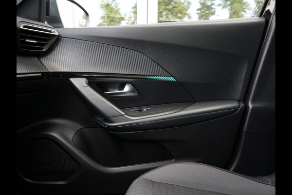 Peugeot 2008 1.2 PureTech 130 EAT8 Allure Pack | Navigatie | Climate Control | Camera