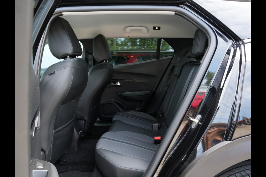 Peugeot 2008 1.2 PureTech 130 EAT8 Allure Pack | Navigatie | Climate Control | Camera