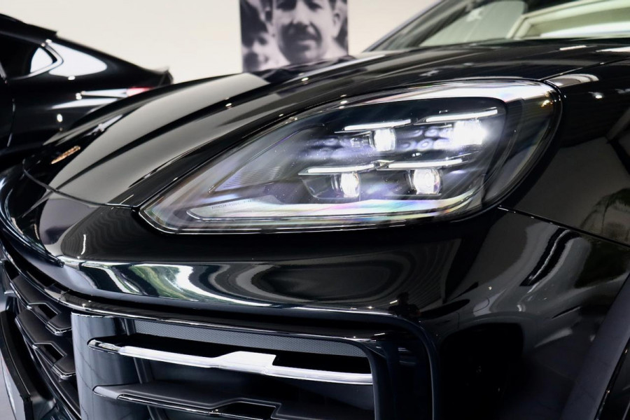 Porsche Cayenne Coupé 3.0 E-Hybrid PANO|HuD|SoftCl|18-weg