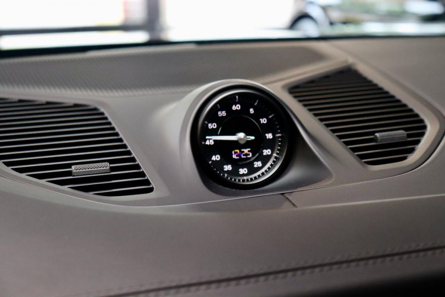 Porsche Cayenne Coupé 3.0 E-Hybrid PANO|HuD|SoftCl|18-weg