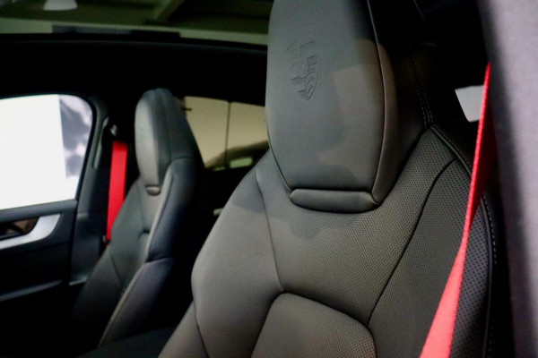 Porsche Cayenne Coupé 3.0 E-Hybrid PANO|HuD|SoftCl|18-weg