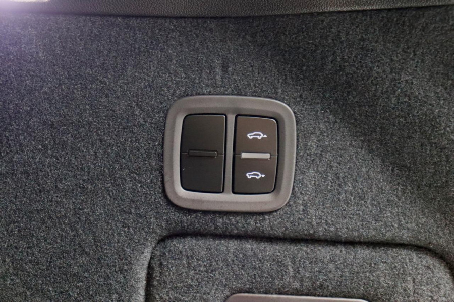 Porsche Cayenne Coupé 3.0 E-Hybrid PANO|HuD|SoftCl|18-weg