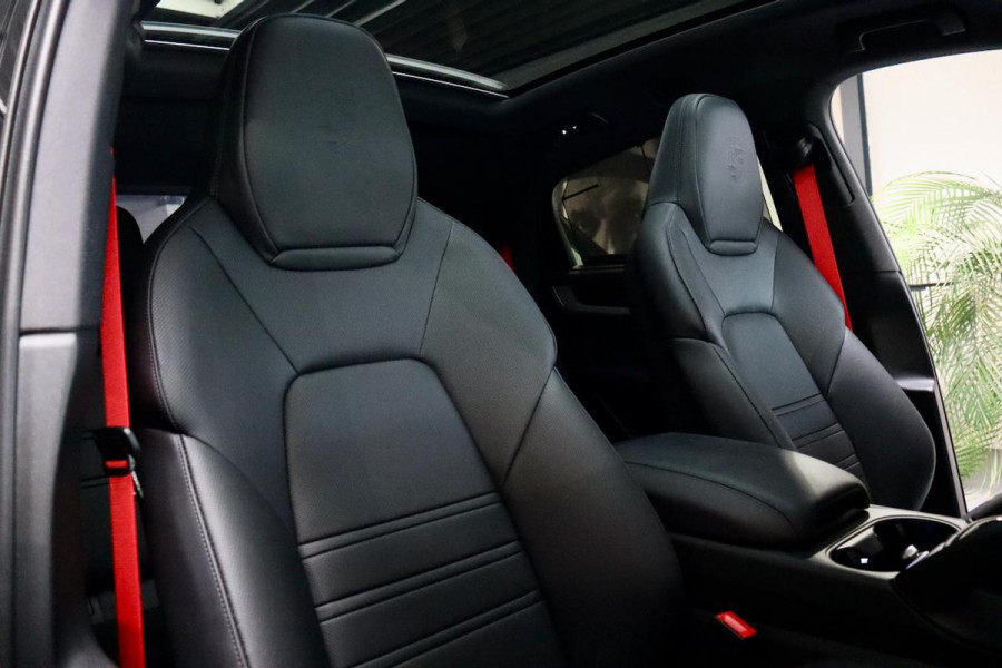 Porsche Cayenne Coupé 3.0 E-Hybrid PANO|HuD|SoftCl|18-weg