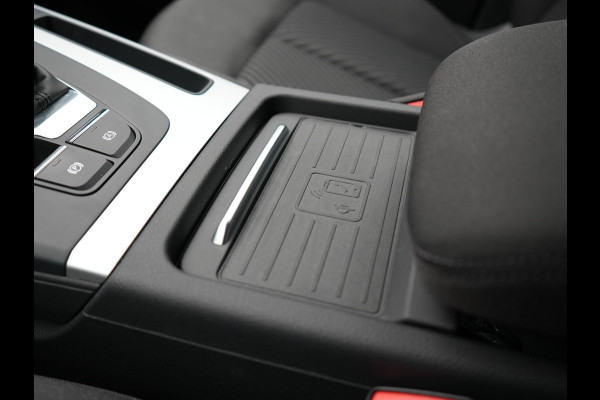 Audi Q5 50 TFSI e Advanced edition S-Tronic Plug In Hybrid 300pk Dealer O.H PHEV | 360 Camera | Cruise Control | Sportstoelen Verwarmd | Navigatie | Virtual | DAB | L.M. 18" |