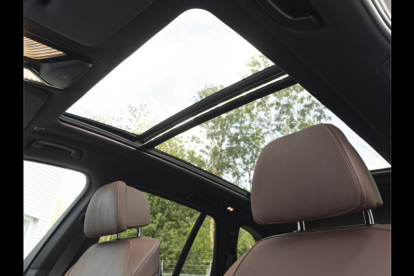 BMW X5 xDrive45e - Pano - Trekhaak - Stoelventilatie - Achteras Besturing - Driving Ass Prof