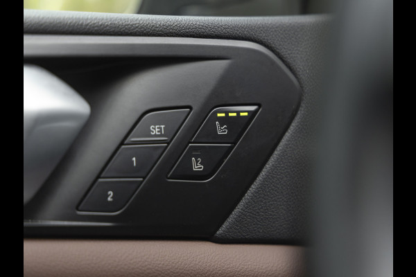 BMW X5 xDrive45e - Pano - Trekhaak - Stoelventilatie - Achteras Besturing - Driving Ass Prof
