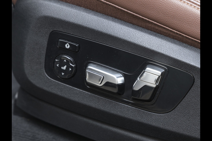 BMW X5 xDrive45e - Pano - Trekhaak - Stoelventilatie - Achteras Besturing - Driving Ass Prof