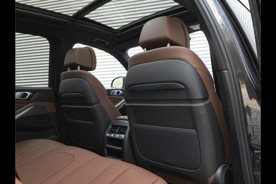 BMW X5 xDrive45e - Pano - Trekhaak - Stoelventilatie - Achteras Besturing - Driving Ass Prof