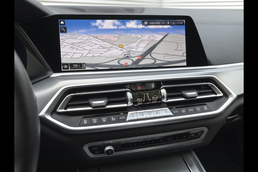BMW X5 xDrive45e - Pano - Trekhaak - Stoelventilatie - Achteras Besturing - Driving Ass Prof