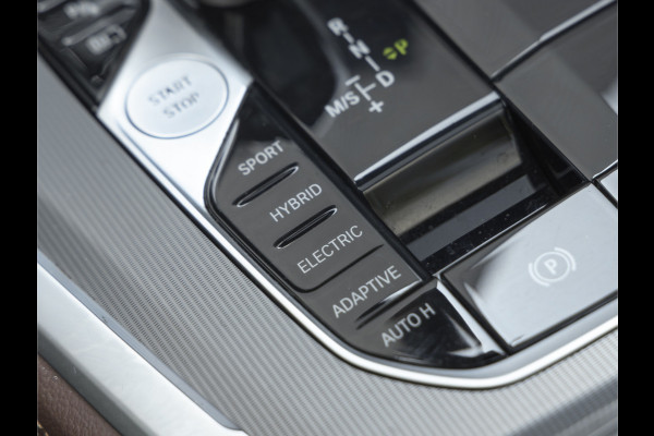 BMW X5 xDrive45e - Pano - Trekhaak - Stoelventilatie - Achteras Besturing - Driving Ass Prof