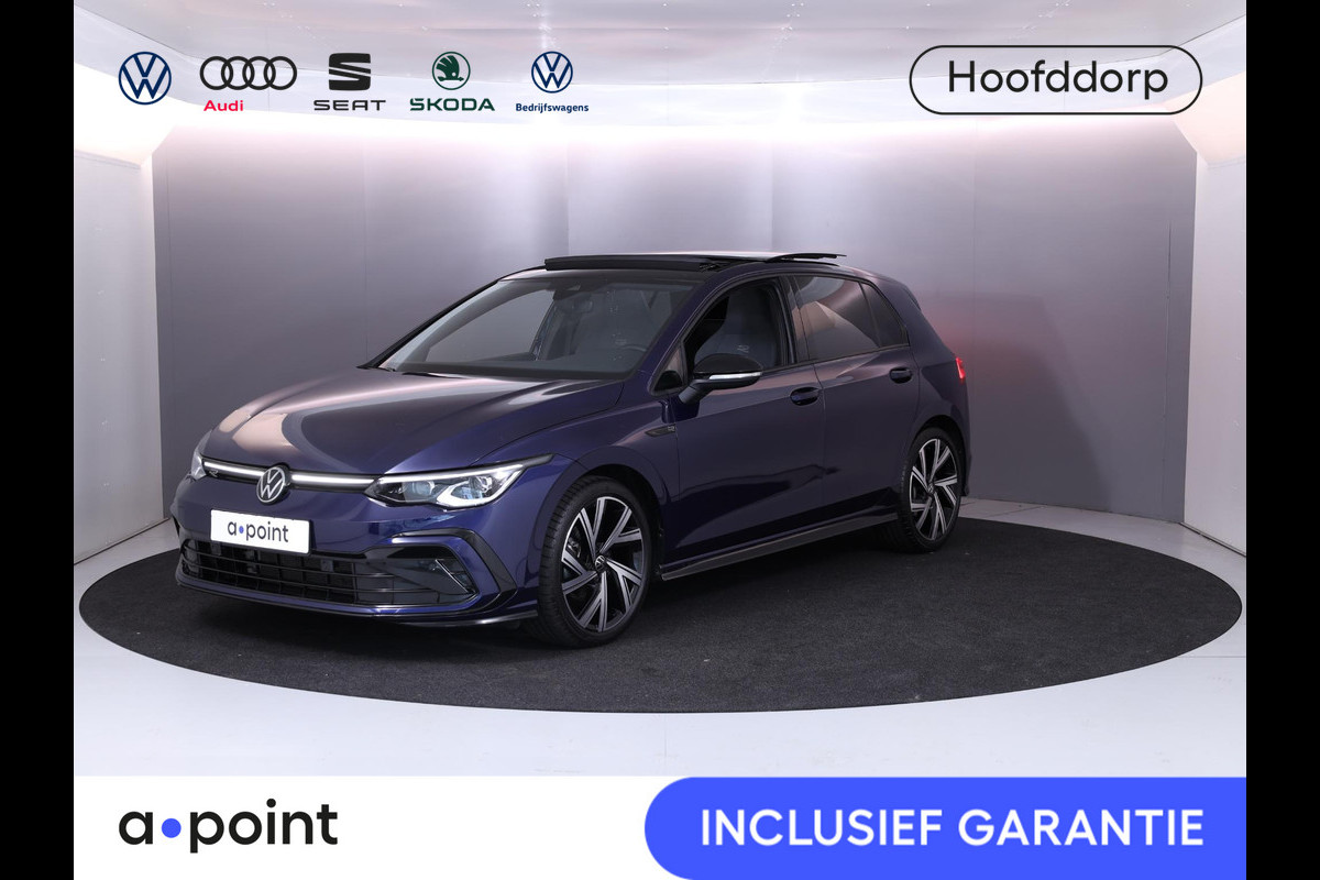Volkswagen Golf 1.5 eTSI R-Line 150 pk Automaat (DSG) | Navigatie | Panoramadak | Parkeersensoren | Achteruitrijcamera | Matrix LED koplampen | Black Style pakket | R-Line | Volkswagen Golf 1.5 eTSI R-Line 150 pk Automaat (DSG) | Navigatie | Panoramadak | Parkeersensoren | Achteruitrijcamera | Matrix LED koplampen | Black Style pakket | R-Line |