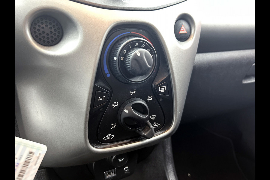 Citroën C1 1.0 e-VTi Selection (NL-auto, Goed OnderH, Airco, Cruise Con, Bluetooth, USB, Etc)