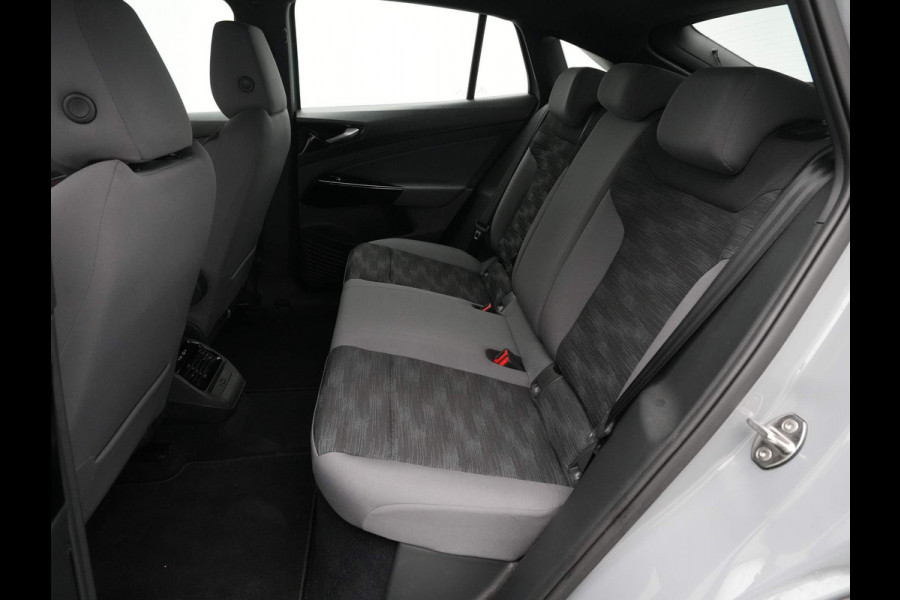 Volkswagen ID.5 Pro Business 77 kWh Navigatie Stuurverwarming Camera Acc 124