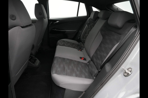 Volkswagen ID.5 Pro Business 77 kWh Navigatie Stuurverwarming Camera Acc 124