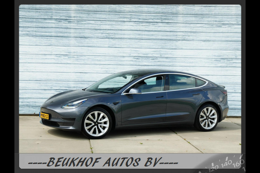 Tesla Model 3 Standard RWD Soh 90% Panorama Autopilot Leer