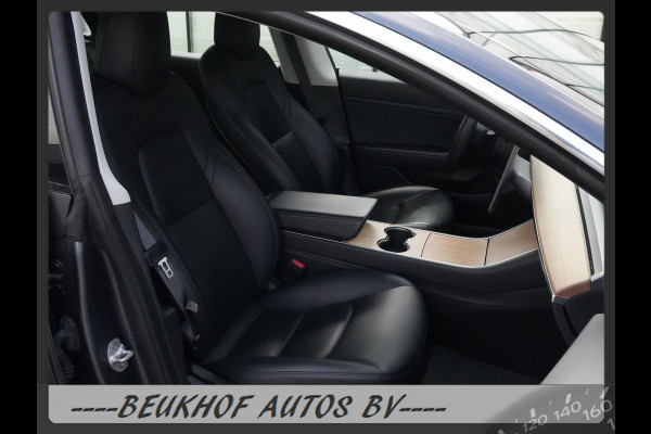 Tesla Model 3 Standard RWD Soh 90% Panorama Autopilot Leer