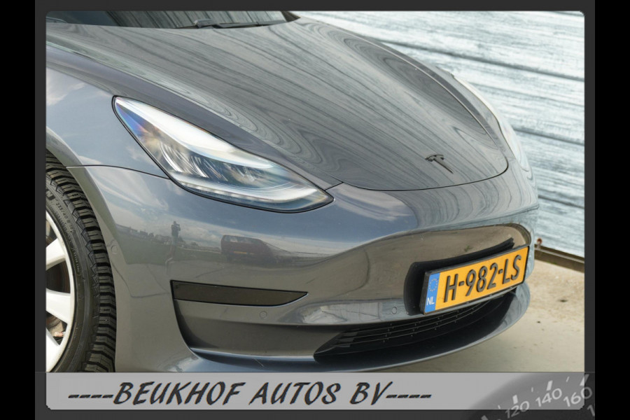 Tesla Model 3 Standard RWD Soh 90% Panorama Autopilot Leer